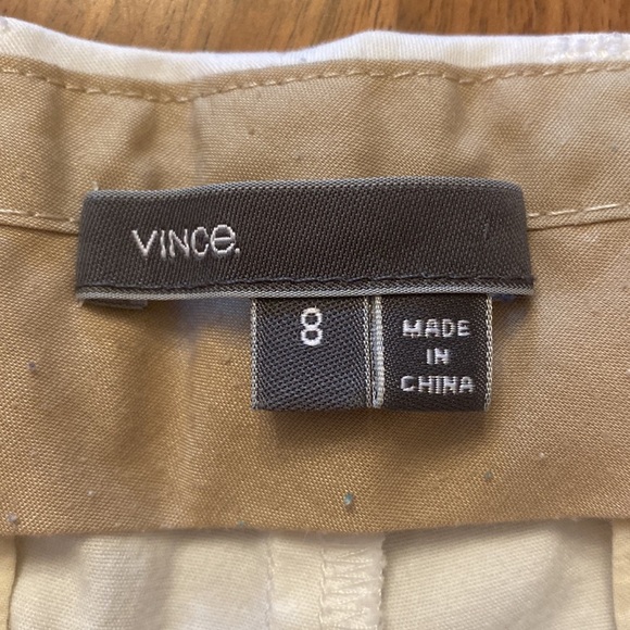 Vince womens white shorts. Size 8. Excellent condition - Picture 2 of 8